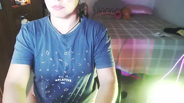 solamatista11 online show from 04/22/26, 07:04