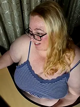 Iceprincess2bad4u online show from 12/21/25, 06:37