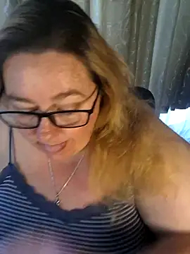 Iceprincess2bad4u online show from 04/12/26, 05:23