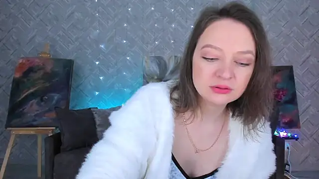 Snapshot of EvaBarsa_ chatting on 03/13/25, 02:27 EvaBarsa  online show from 03/13/25, 02:27