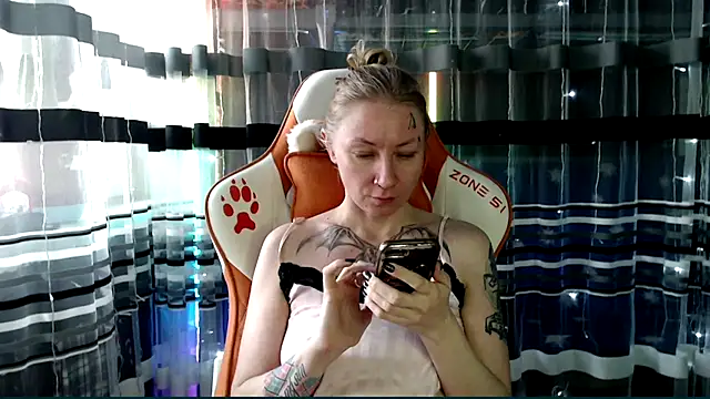 cold lollipop online show from 01/06/26, 08:40