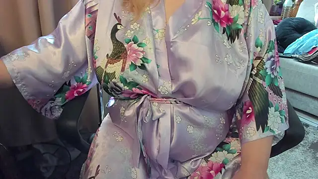 Anita-boobs online show from 04/19/26, 08:13