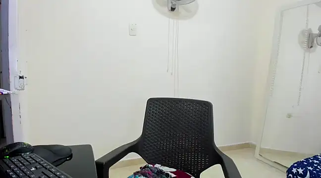 HUGEBOOBS MILF online show from 02/14/25, 12:41