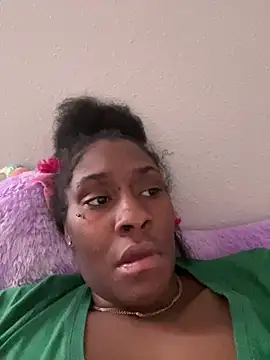 Foreignthababyy online show from 03/28/26, 07:46