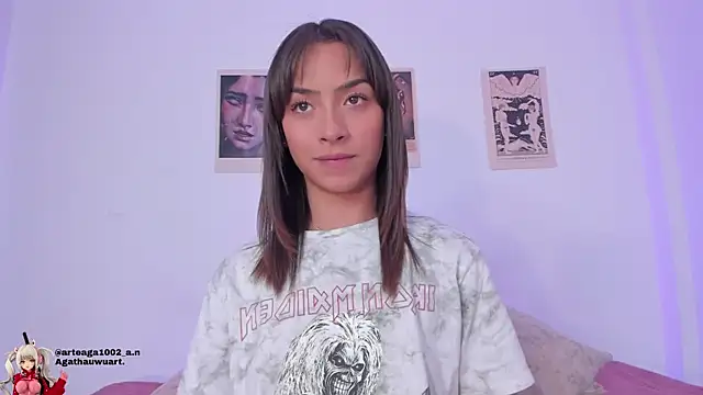 Moonlight1002 online show from 11/27/25, 06:21