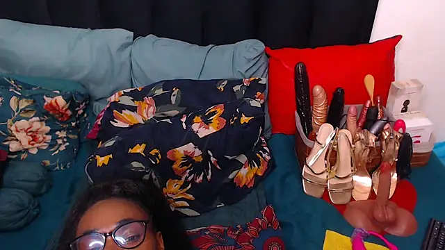 sexybootylicious online show from 10/12/25, 09:25