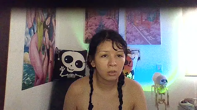 Haru Queenn online show from 10/18/25, 09:59