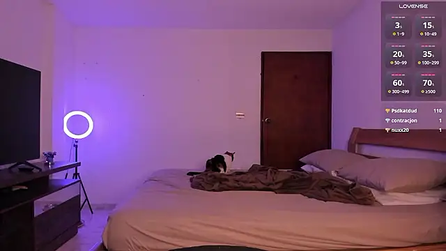 Snapshot of MitchellXD chatting on 12/09/24, 12:23 MitchellXD online show from 12/09/24, 12:23