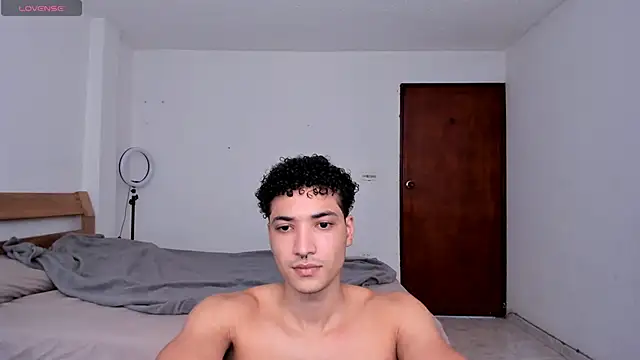 Snapshot of MitchellXD chatting on 12/23/24, 09:08 MitchellXD online show from 12/23/24, 09:08