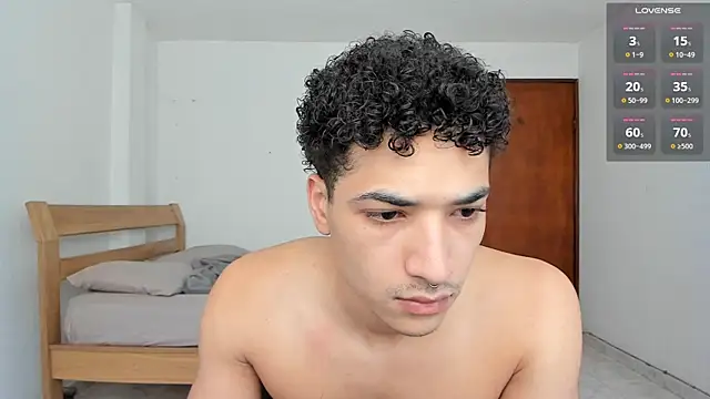 Snapshot of MitchellXD chatting on 12/30/24, 03:02 MitchellXD online show from 12/30/24, 03:02