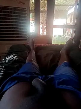 Snapshot of jeemy1996@xh chatting on 11/08/25, 11:10 jeemy1996xh online show from 11/08/25, 11:10