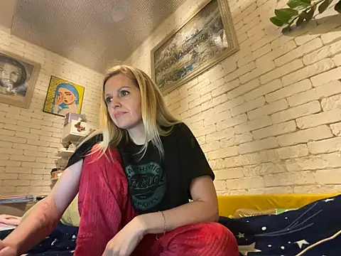 Angel girllovemy online show from 02/08/25, 03:21