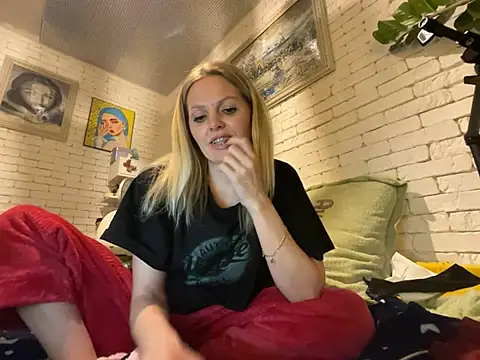 Angel girllovemy online show from 02/09/25, 05:22