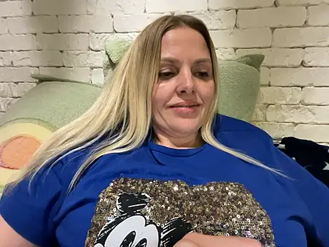 Angel girllovemy online show from 02/13/25, 05:44