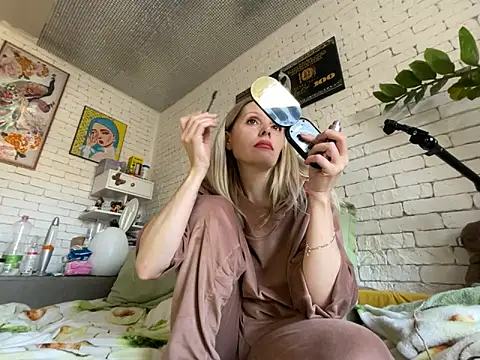 Angel girllovemy online show from 03/09/25, 10:52