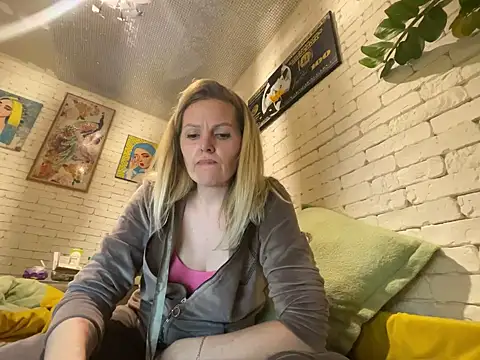 Angel girllovemy online show from 03/13/25, 05:28