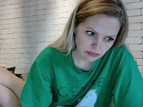 Angel girllovemy online show from 09/08/25, 03:33