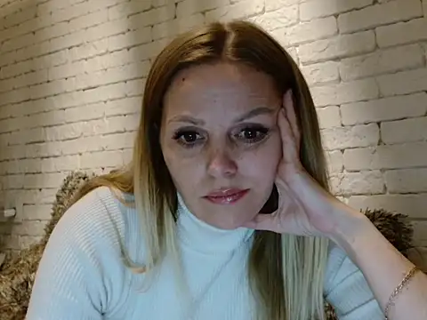 Angel girllovemy online show from 01/13/26, 04:34