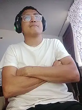 Mghty-cockl88 online show from 02/20/26, 04:40