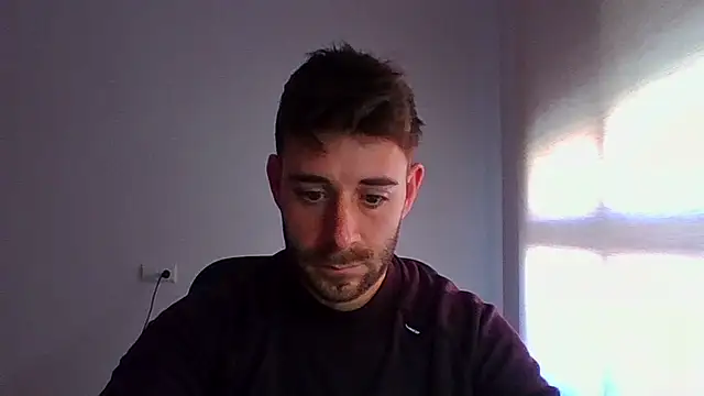 Snapshot of vargas90 chatting on 03/30/26, 11:11 vargas90 online show from 03/30/26, 11:11