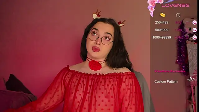 Snapshot of YsabellViveris chatting on 12/26/24, 05:19 YsabellViveris online show from 12/26/24, 05:19