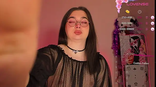 Snapshot of YsabellViveris chatting on 01/07/25, 09:07 YsabellViveris online show from 01/07/25, 09:07