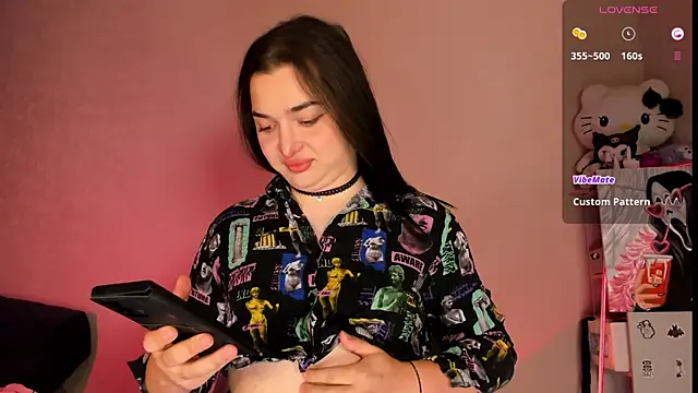 Snapshot of YsabellViveris chatting on 03/17/25, 11:10 YsabellViveris online show from 03/17/25, 11:10