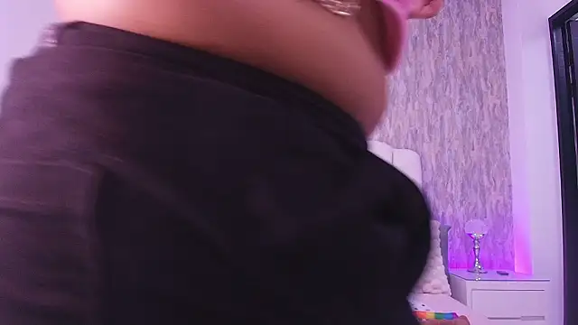 Snapshot of raven_lilith_ chatting on 02/25/26, 03:05 raven lilith online show from 02/25/26, 03:05