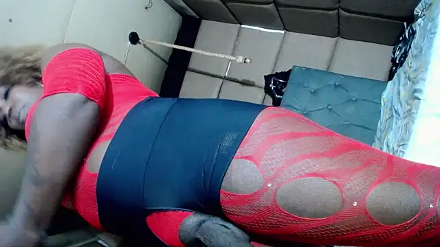 CatrinaGill online show from 10/20/25, 06:03