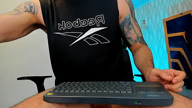 Petesevans online show from 12/15/25, 11:42