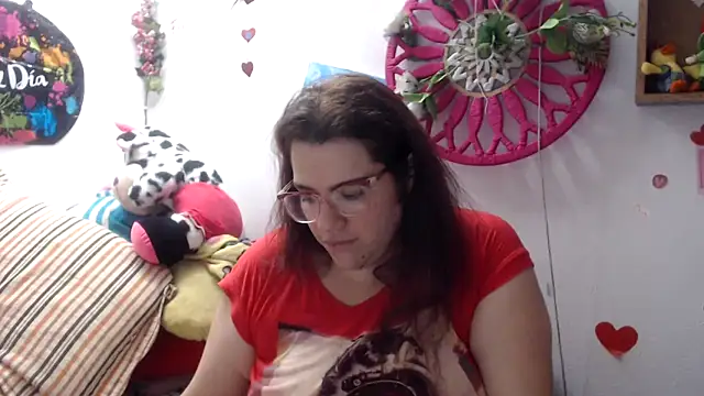 Snapshot of karlythoth@xh chatting on 09/15/25, 03:28 karlythothxh online show from 09/15/25, 03:28