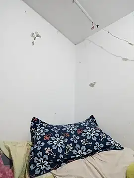 karlythothxh online show from 04/01/26, 08:48