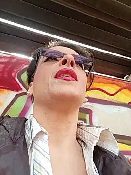 RebeccaNoble online show from 04/14/26, 12:44