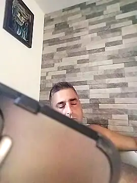 ADRIAN ADI40 online show from 09/22/25, 12:51