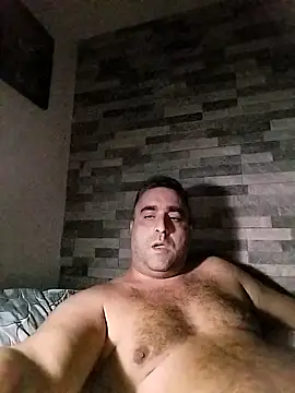 ADRIAN ADI40 online show from 12/15/25, 05:06