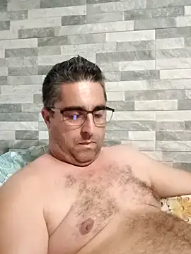 ADRIAN ADI40 online show from 05/01/26, 06:34