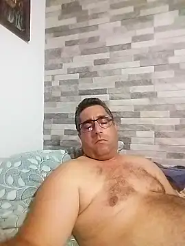 ADRIAN ADI40 online show from 05/05/26, 06:38
