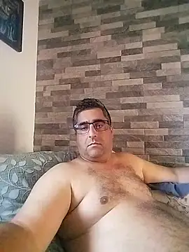 ADRIAN ADI40 online show from 05/06/26, 08:52