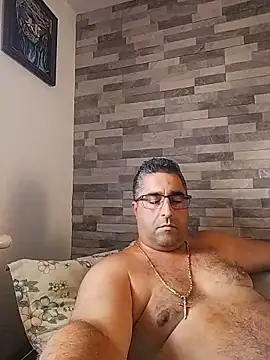 Snapshot of ADRIAN_ADI40 chatting on 06/07/26, 01:04 ADRIAN ADI40 online show from 06/07/26, 01:04