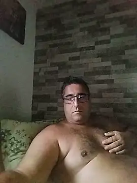 Snapshot of ADRIAN_ADI40 chatting on 06/14/26, 03:19 ADRIAN ADI40 online show from 06/14/26, 03:19