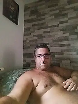 Snapshot of ADRIAN_ADI40 chatting on 07/13/26, 04:15 ADRIAN ADI40 online show from 07/13/26, 04:15