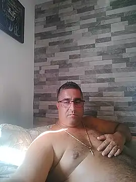 Snapshot of ADRIAN_ADI40 chatting on 08/02/26, 02:04 ADRIAN ADI40 online show from 08/02/26, 02:04
