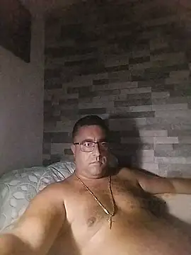Snapshot of ADRIAN_ADI40 chatting on 08/03/26, 03:05 ADRIAN ADI40 online show from 08/03/26, 03:05