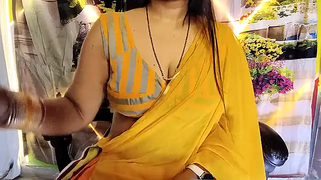 MAN-MOHINI-21 online show from 10/15/25, 04:18