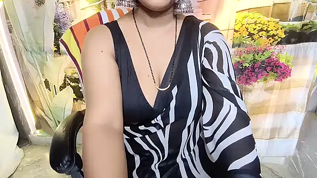 MAN-MOHINI-21 online show from 10/18/25, 05:03