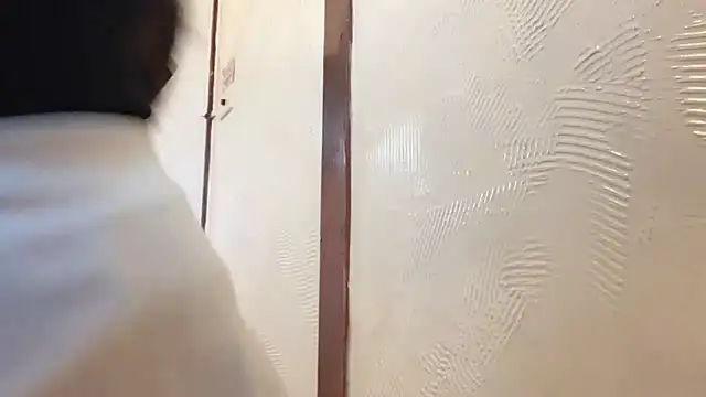 Snapshot of Tw_Zoella chatting on 02/02/25, 05:53 Tw Zoella online show from 02/02/25, 05:53