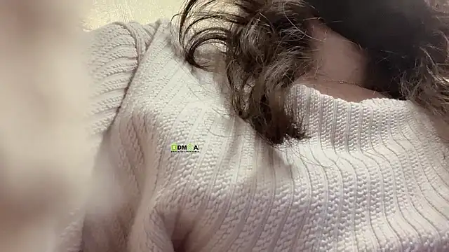 Snapshot of Tw_Zoella chatting on 03/16/25, 07:17 Tw Zoella online show from 03/16/25, 07:17