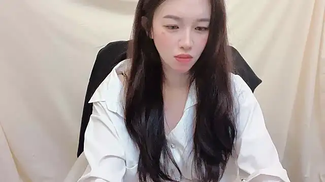 Snapshot of Tw_Zoella chatting on 01/15/26, 01:59 Tw Zoella online show from 01/15/26, 01:59