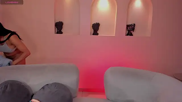 Snapshot of LindseyCox chatting on 12/06/24, 07:56 LindseyCox online show from 12/06/24, 07:56