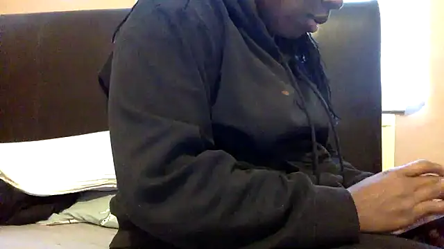 blacksexybeauty31 online show from 03/18/25, 04:37